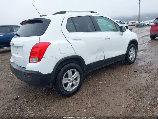 2016 Chevrolet TRAX LT — фото 4