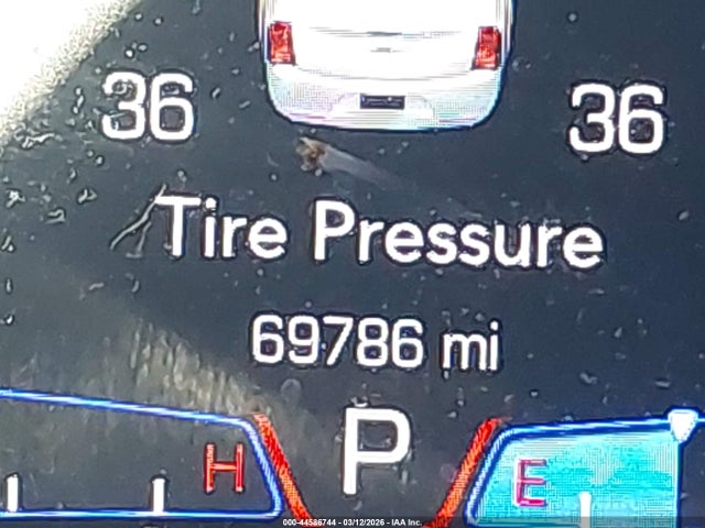 2018 CHRYSLER 300 LIMITED 15