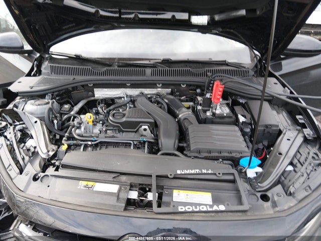 صورة 10 لـ 2025 Volkswagen JETTA 1.5T SPORT