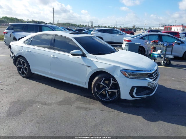 2020 VOLKSWAGEN PASSAT 2.0T R-LINE
