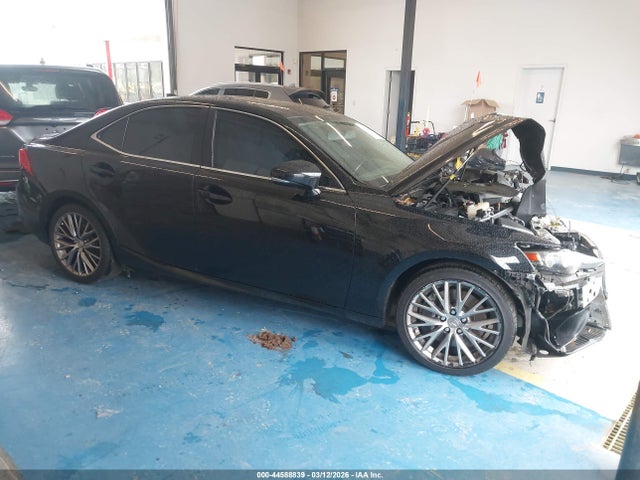 2016 LEXUS IS 