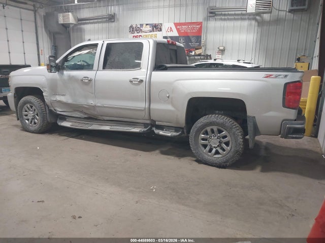 CHEVROLET SILVERADO 2500HD LTZ - 3