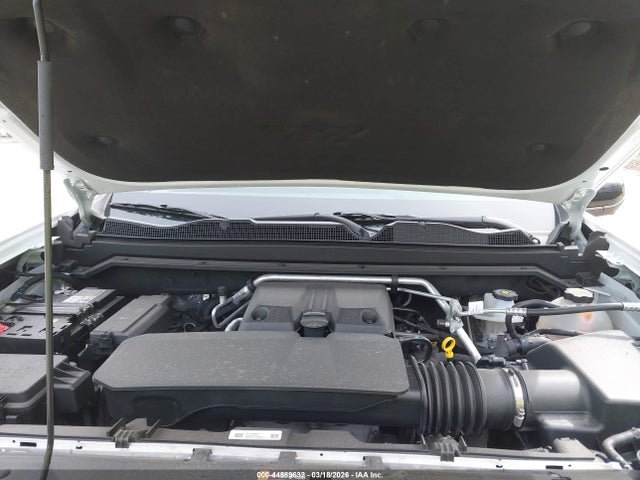 CHEVROLET COLORADO - 10