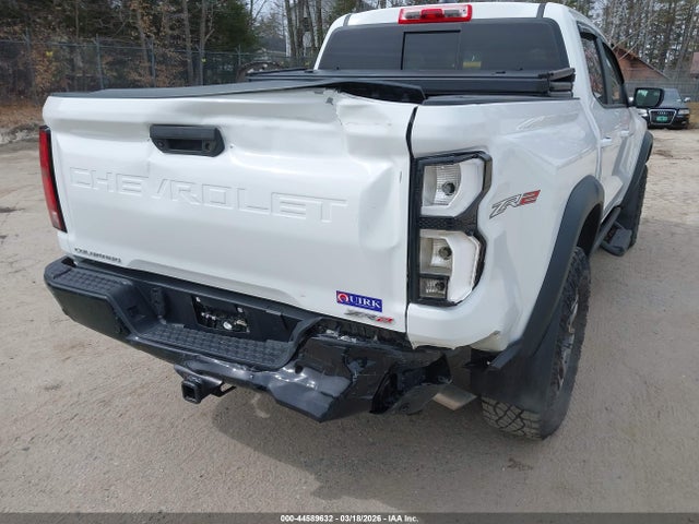 CHEVROLET COLORADO - 6