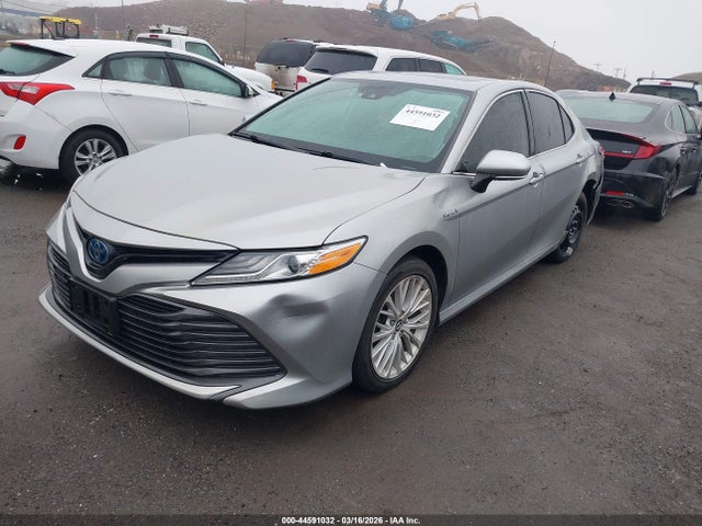TOYOTA CAMRY - 2