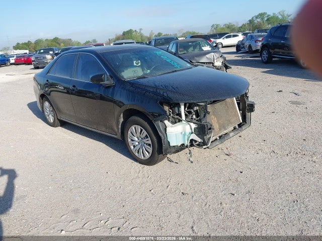 2014 TOYOTA CAMRY LE