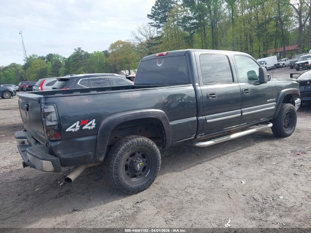 CHEVROLET SILVERADO 2500HD LS - 4