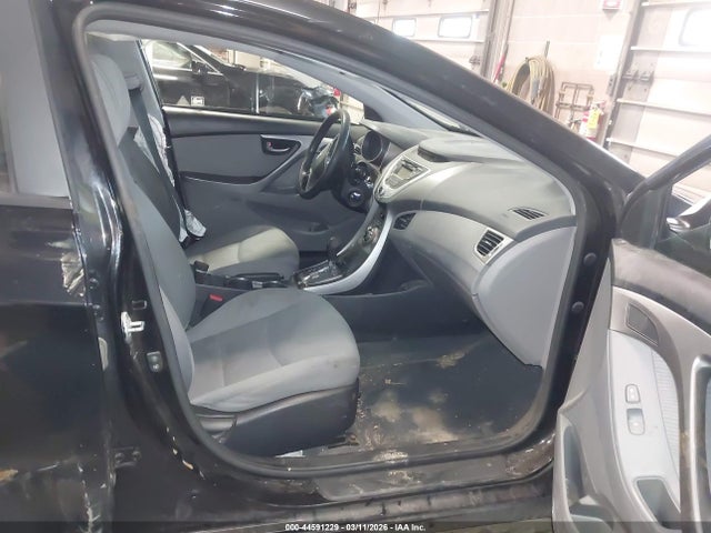 HYUNDAI ELANTRA GLS/LIMITED - 5