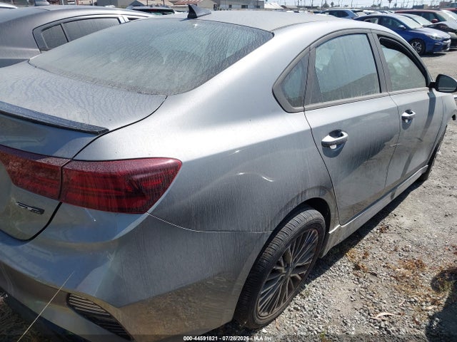 صورة 4 لـ 2023 KIA FORTE GT-LINE