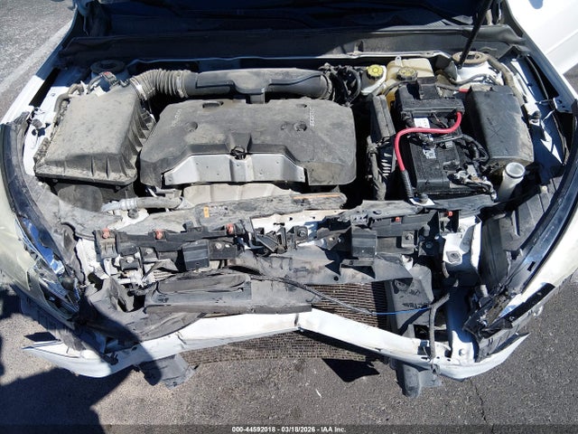 CHEVROLET MALIBU 1LT - 10