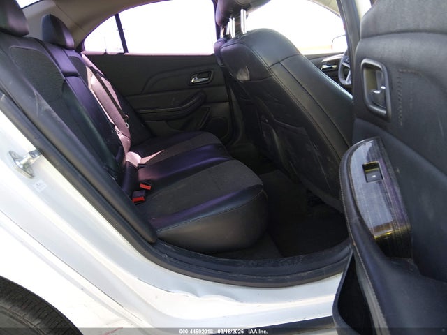 CHEVROLET MALIBU 1LT - 8