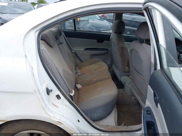 HYUNDAI ACCENT GLS - 8