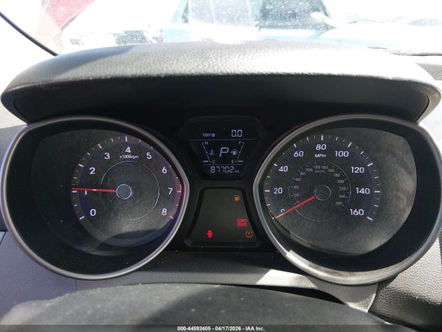 HYUNDAI ELANTRA SE - 7