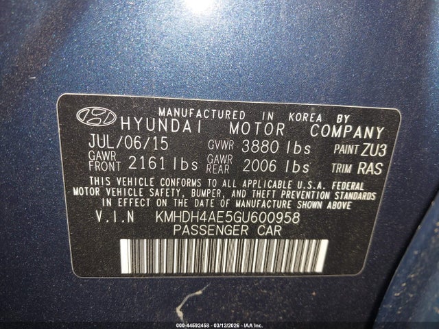 HYUNDAI ELANTRA SE - 9