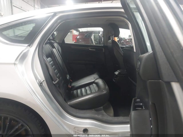 FORD FUSION SE - 8