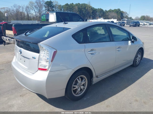 TOYOTA PRIUS - 4