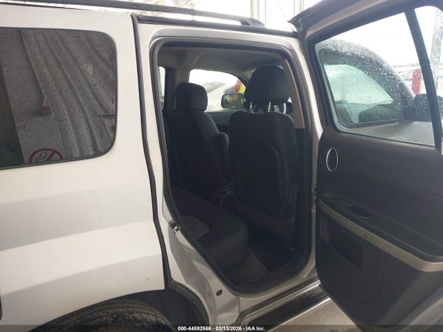 CHEVROLET HHR LS - 8