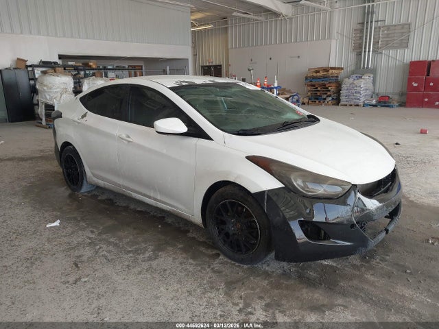 HYUNDAI ELANTRA GLS - 1