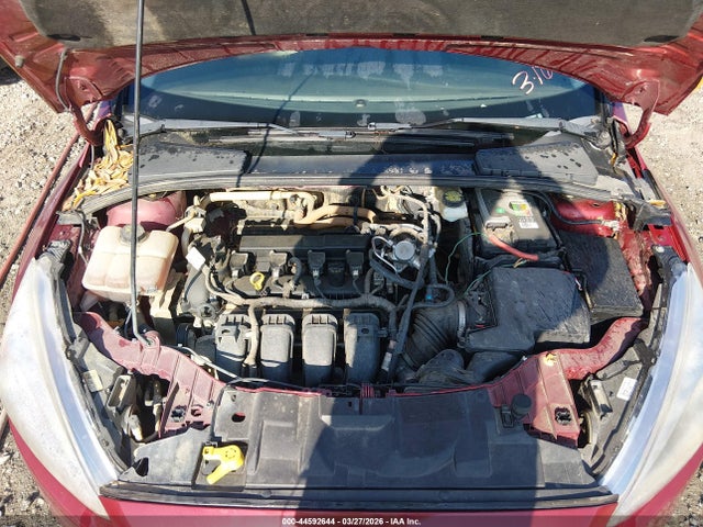FORD FOCUS SE - 10