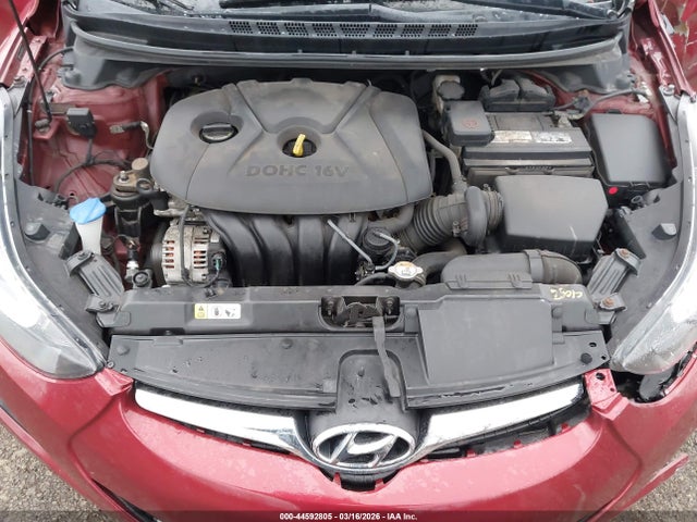 HYUNDAI ELANTRA - 10