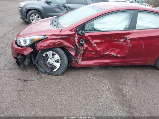 HYUNDAI ELANTRA - 6