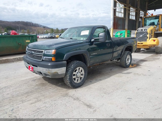 CHEVROLET SILVERADO - 2