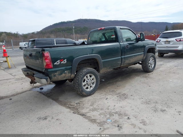 CHEVROLET SILVERADO - 4