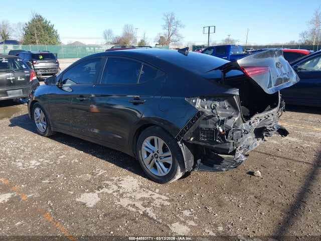 HYUNDAI ELANTRA VALUE EDITION - 3