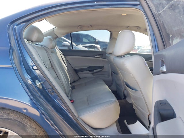 HONDA ACCORD 2.4 LX - 8