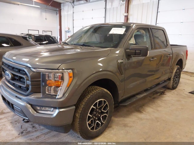 FORD F-150 XLT - 2