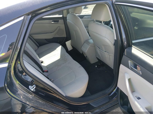 2018 HYUNDAI SONATA SE 8