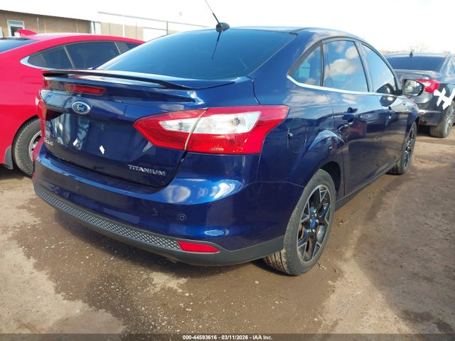 FORD FOCUS TITANIUM - 4