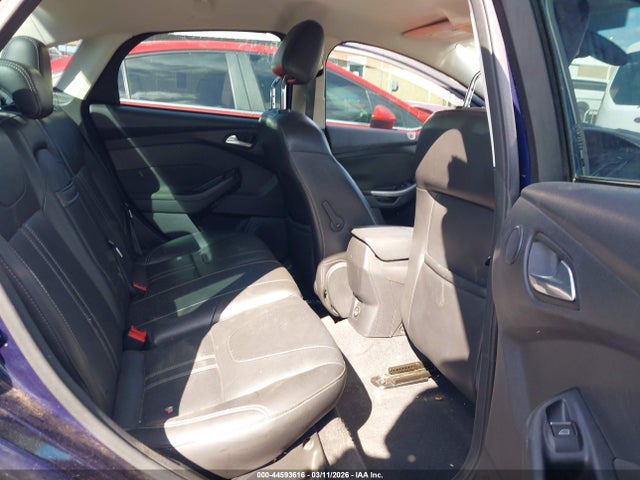 FORD FOCUS TITANIUM - 8