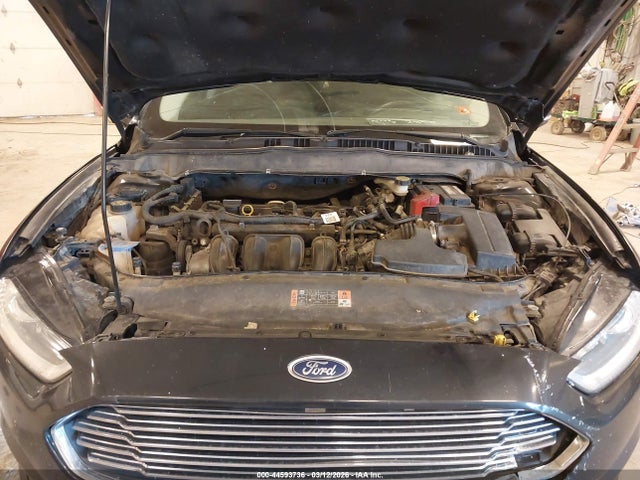 FORD FUSION SE - 10