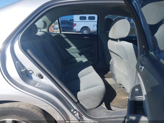 HONDA ACCORD 2.4 LX - 8