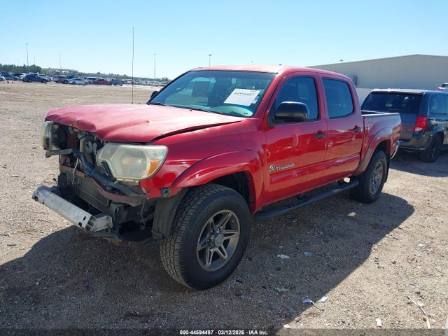TOYOTA TACOMA - 2