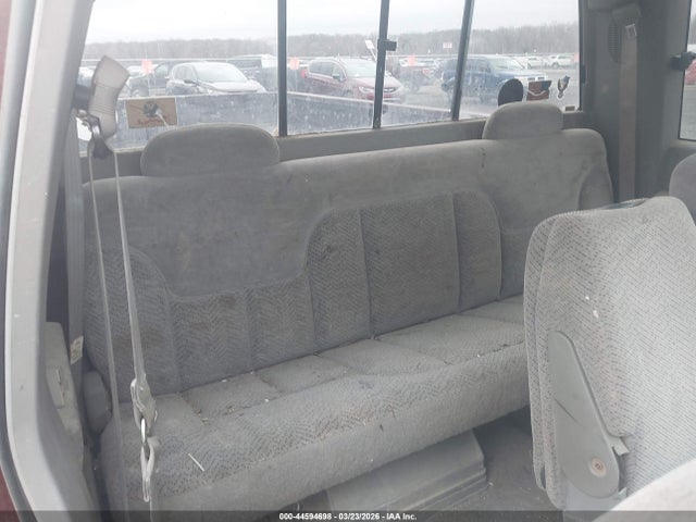 CHEVROLET C/K 1500 SILVERADO FLEETSIDE - 8