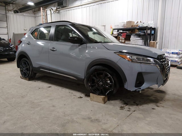 2024 NISSAN KICKS SR XTRONIC CVT