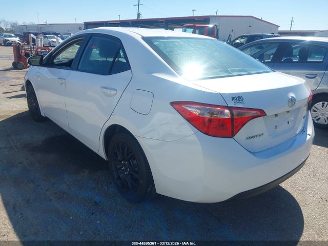 2019 Toyota COROLLA LE — фото 3