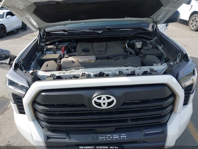 TOYOTA TUNDRA - 10