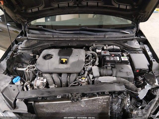 HYUNDAI ELANTRA SE - 10