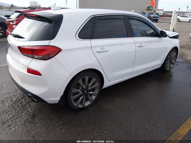 HYUNDAI ELANTRA GT SPORT - 4