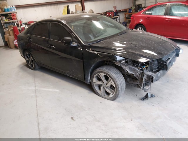 HYUNDAI ELANTRA SEL - 1