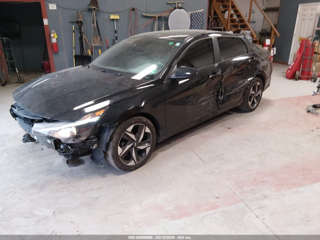 HYUNDAI ELANTRA SEL - 2