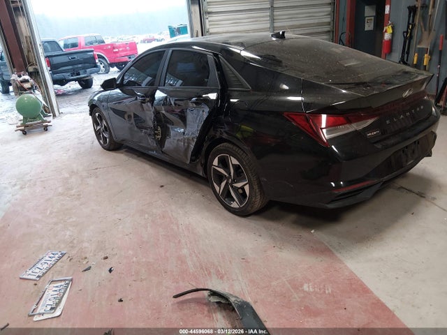 HYUNDAI ELANTRA SEL - 3