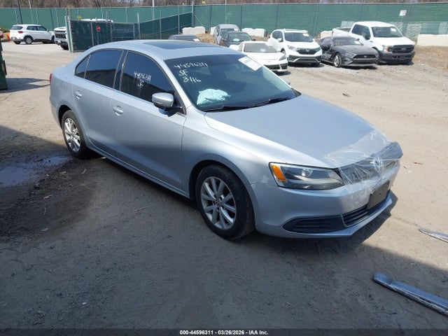 2013 VOLKSWAGEN JETTA SE