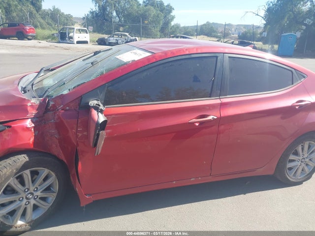 HYUNDAI ELANTRA SE - 6