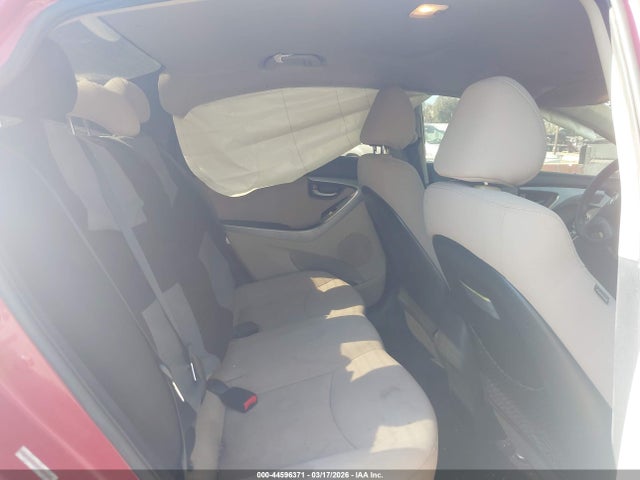 HYUNDAI ELANTRA SE - 8