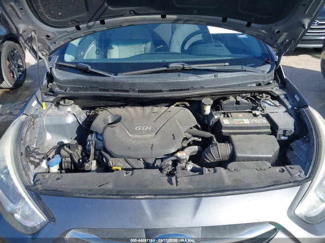 HYUNDAI ACCENT GLS - 10