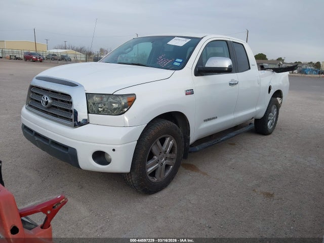 TOYOTA TUNDRA - 2